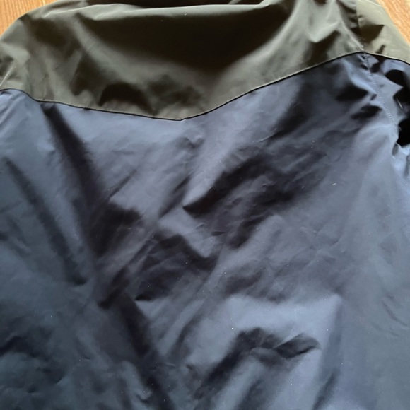 Zara rain jacket - Picture 5 of 6